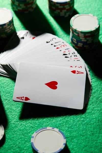 Evolution Gaming live dealer table on ormastoto showing blackjack with real dealer